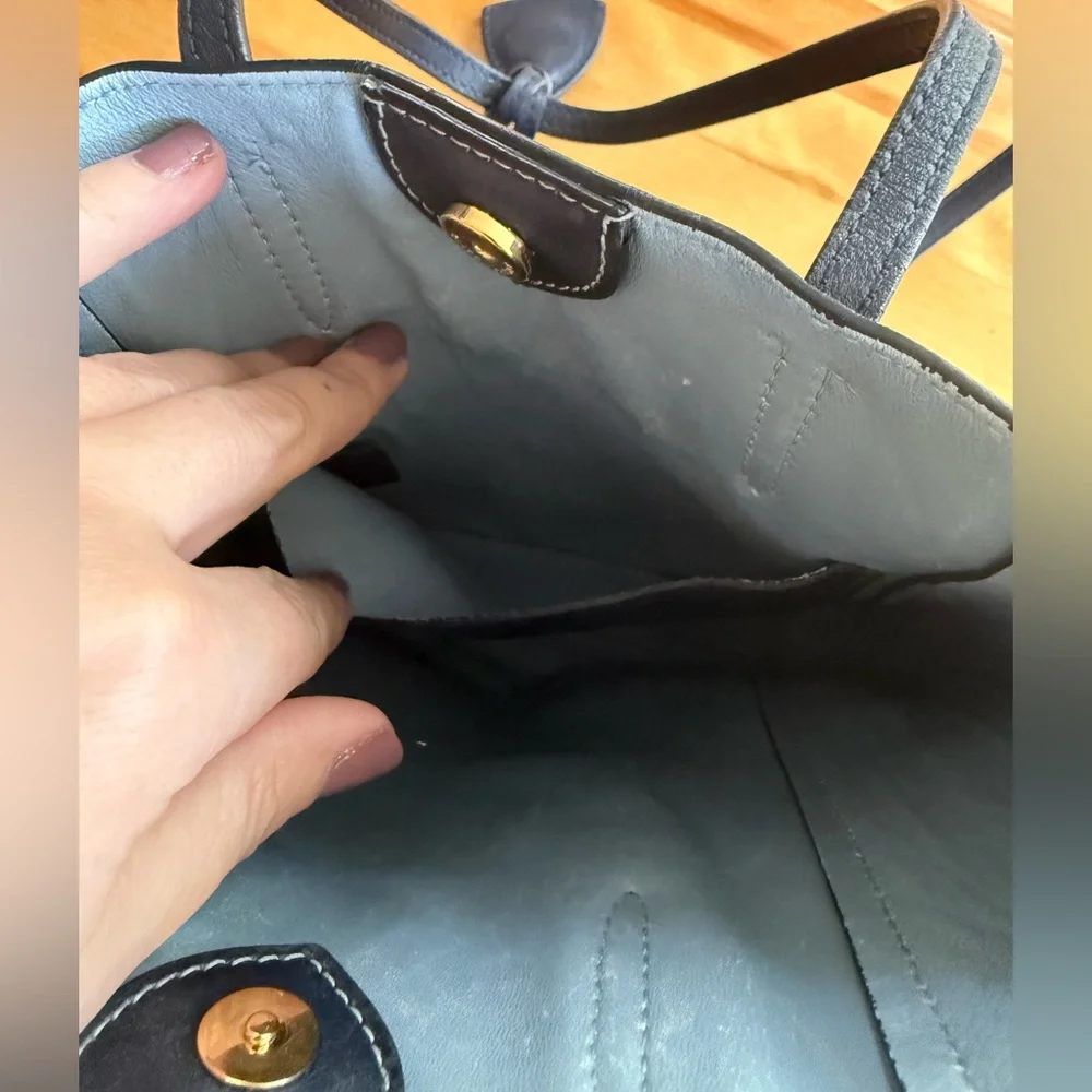 Ralph Lauren Purple Label Mini Modern Tote in Navy calfskin leather - Picture 10 of 13